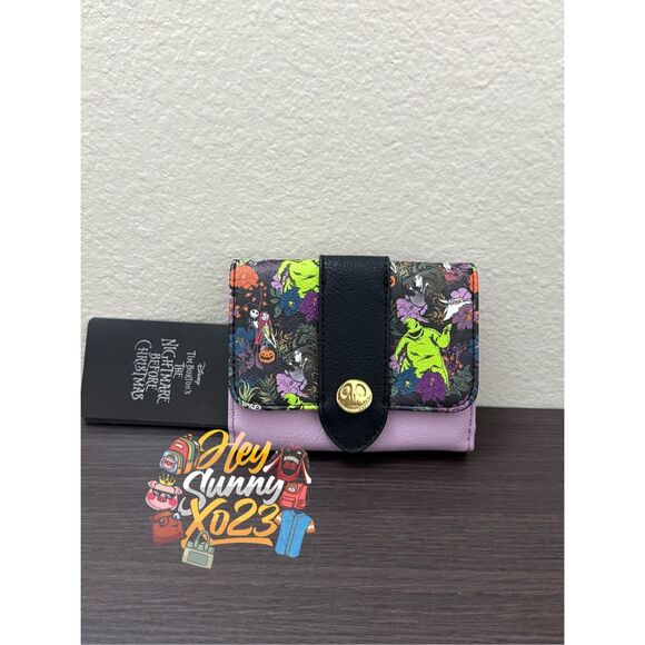 Loungefly Disney The Nightmare Before Christmas Allover Print Snap Wallet - Picture 1 of 6